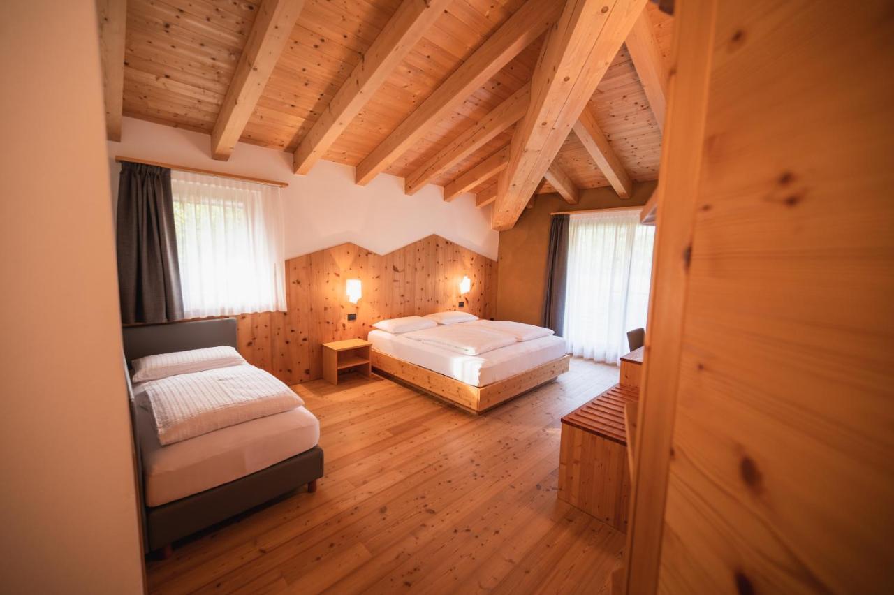 Hotel Garnì Tuttotondo Levico Terme Esterno foto
