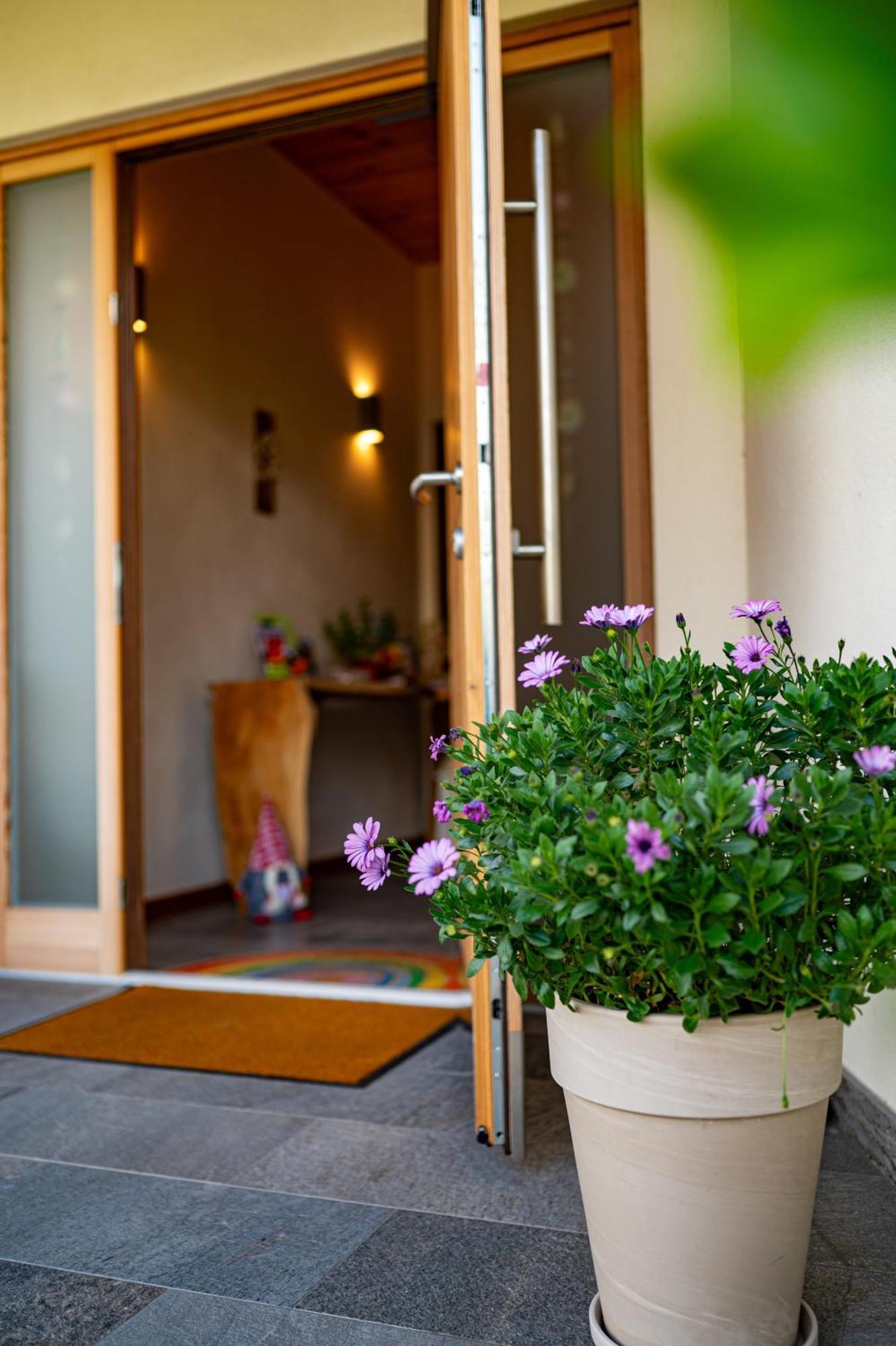 Hotel Garnì Tuttotondo Levico Terme Esterno foto