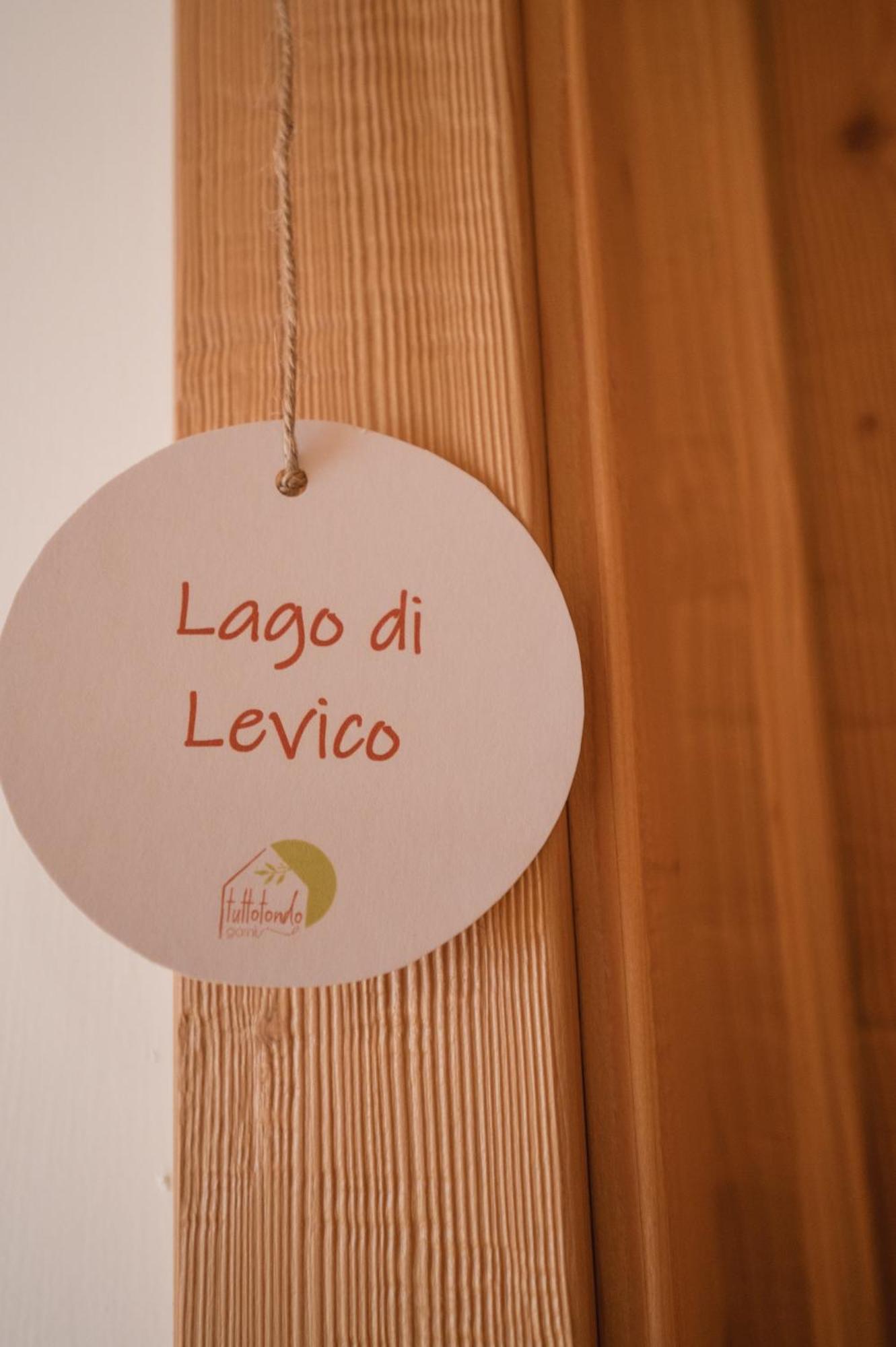 Hotel Garnì Tuttotondo Levico Terme Camera foto